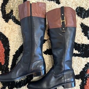 Tommy Hilfiger black and Cognac boots.